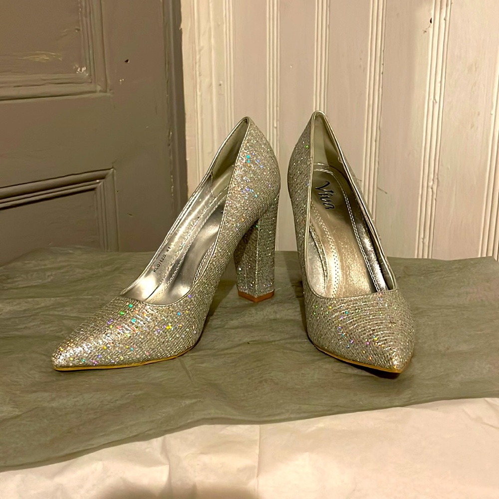 VIVA silver sparkle heel size NWT SIZE 10